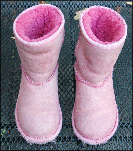 Dying Uggs with Rit Dye….. – CatChick6 